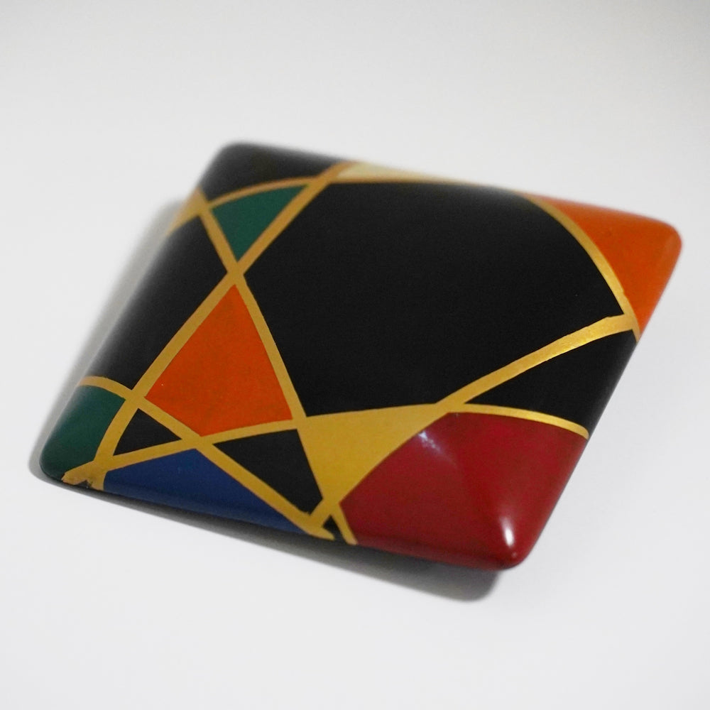 Maki-e Brooch