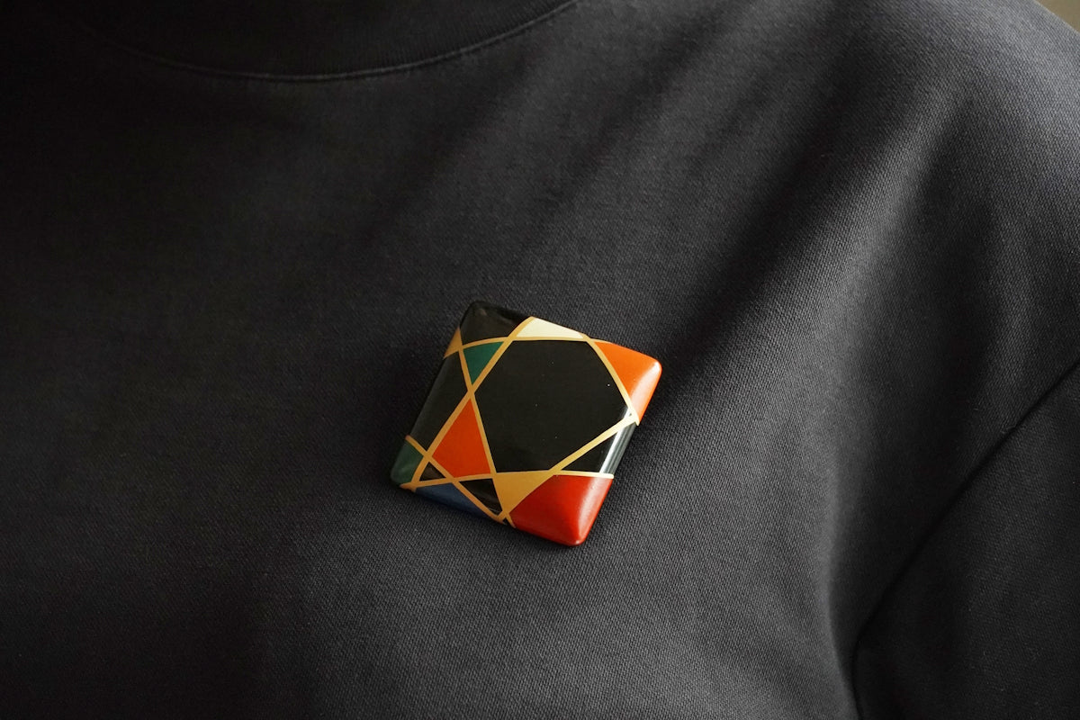 Maki-e Brooch