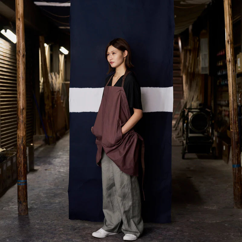 MAKU. Apron