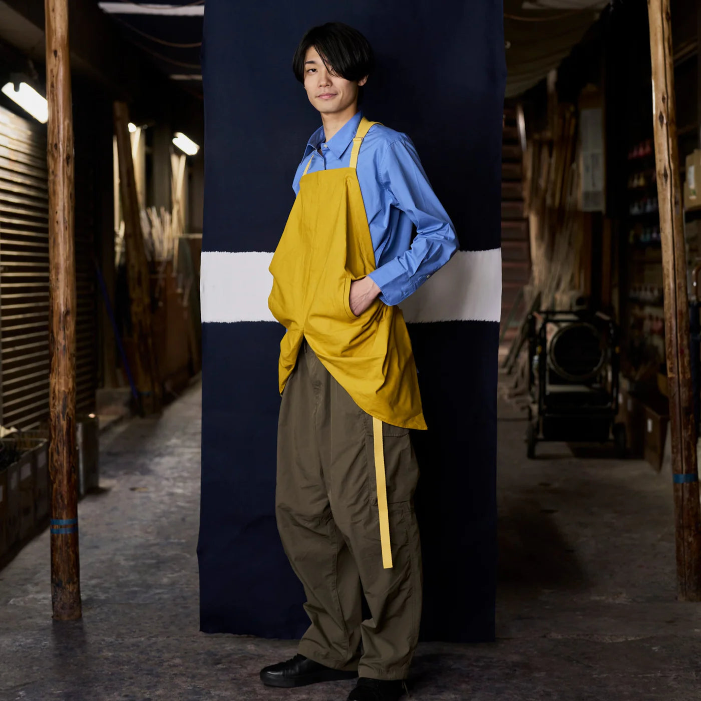 MAKU. Apron