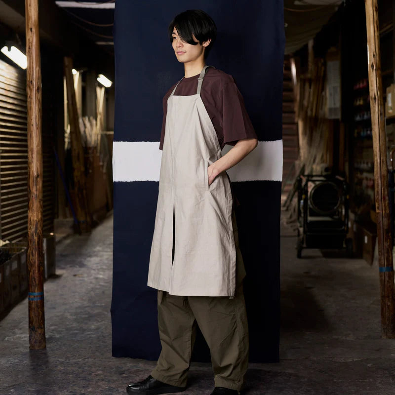 MAKU. Apron