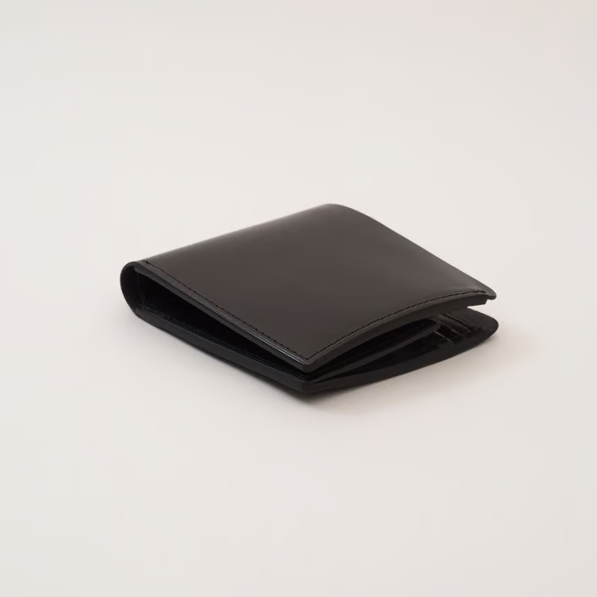 Marumi ("Curve") Folding Wallet