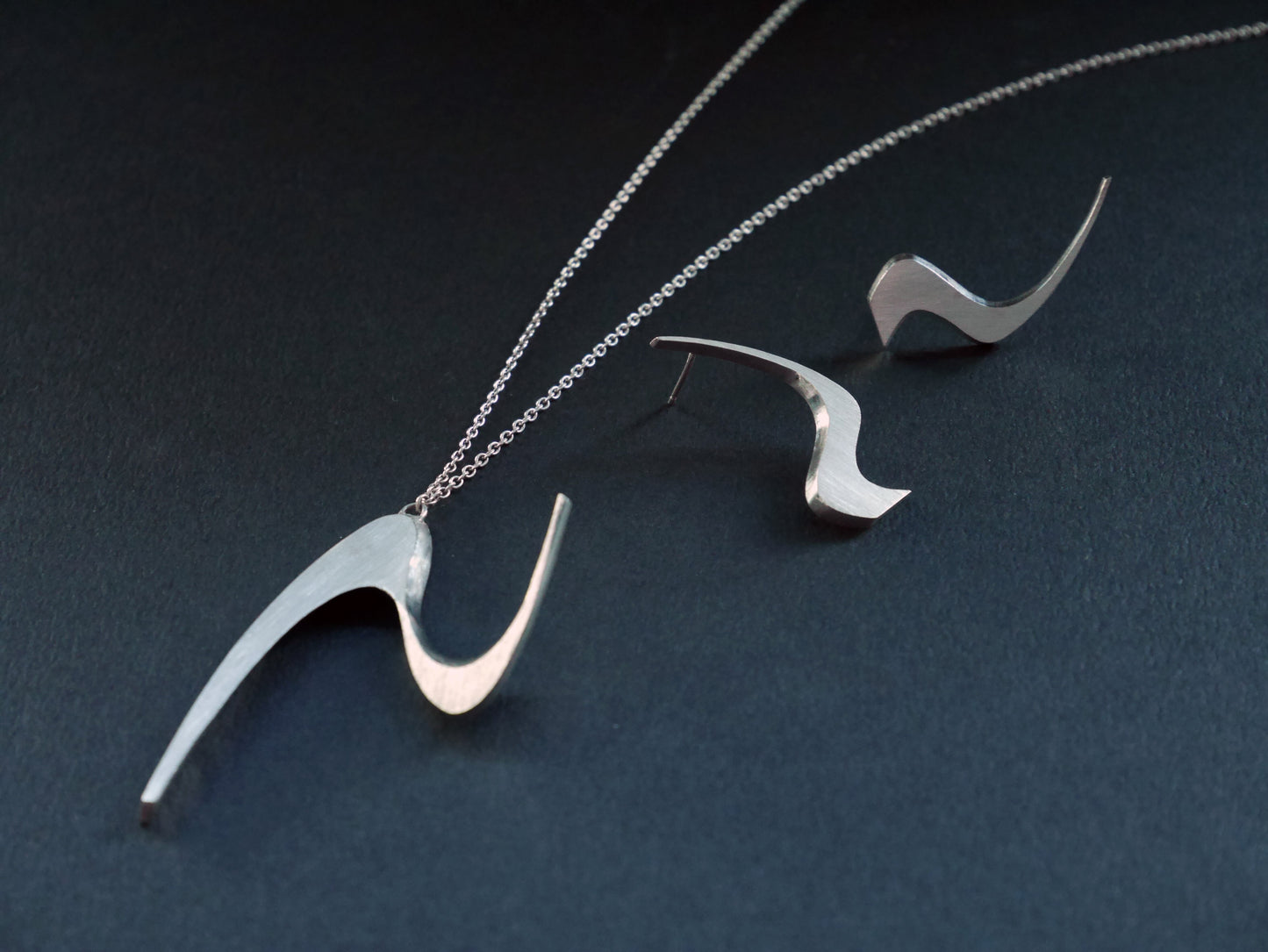 Streamline Necklace